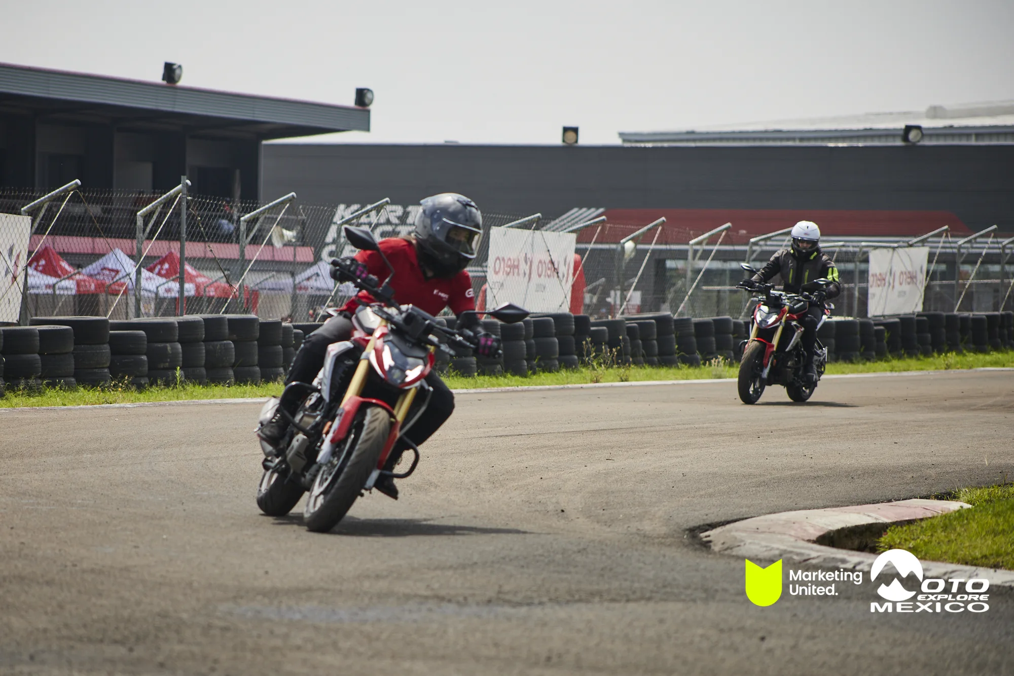 HUNK TRACKDAY 295
